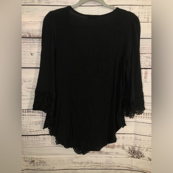 VENUS Black Bell Sleeve Blouse with Asymmetrical Hem - Picture 12 of 14
